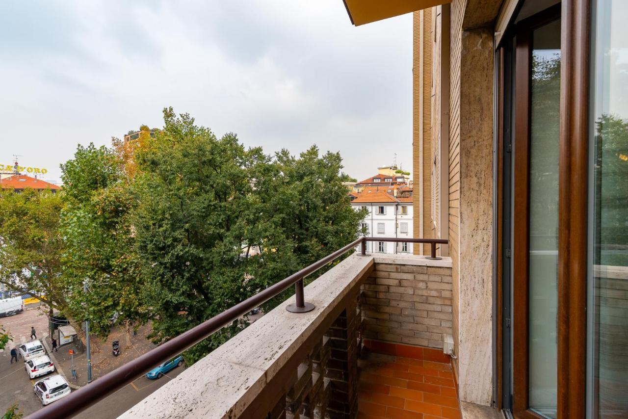 Vittoria 1 Apartment Милано Екстериор снимка